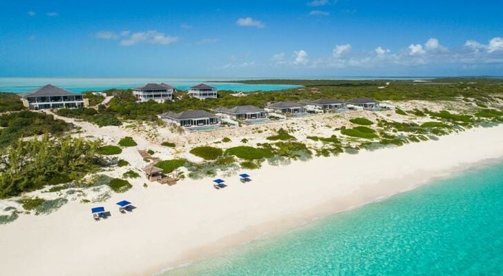 Sailrock South Caicos - Island Hop Flight Included