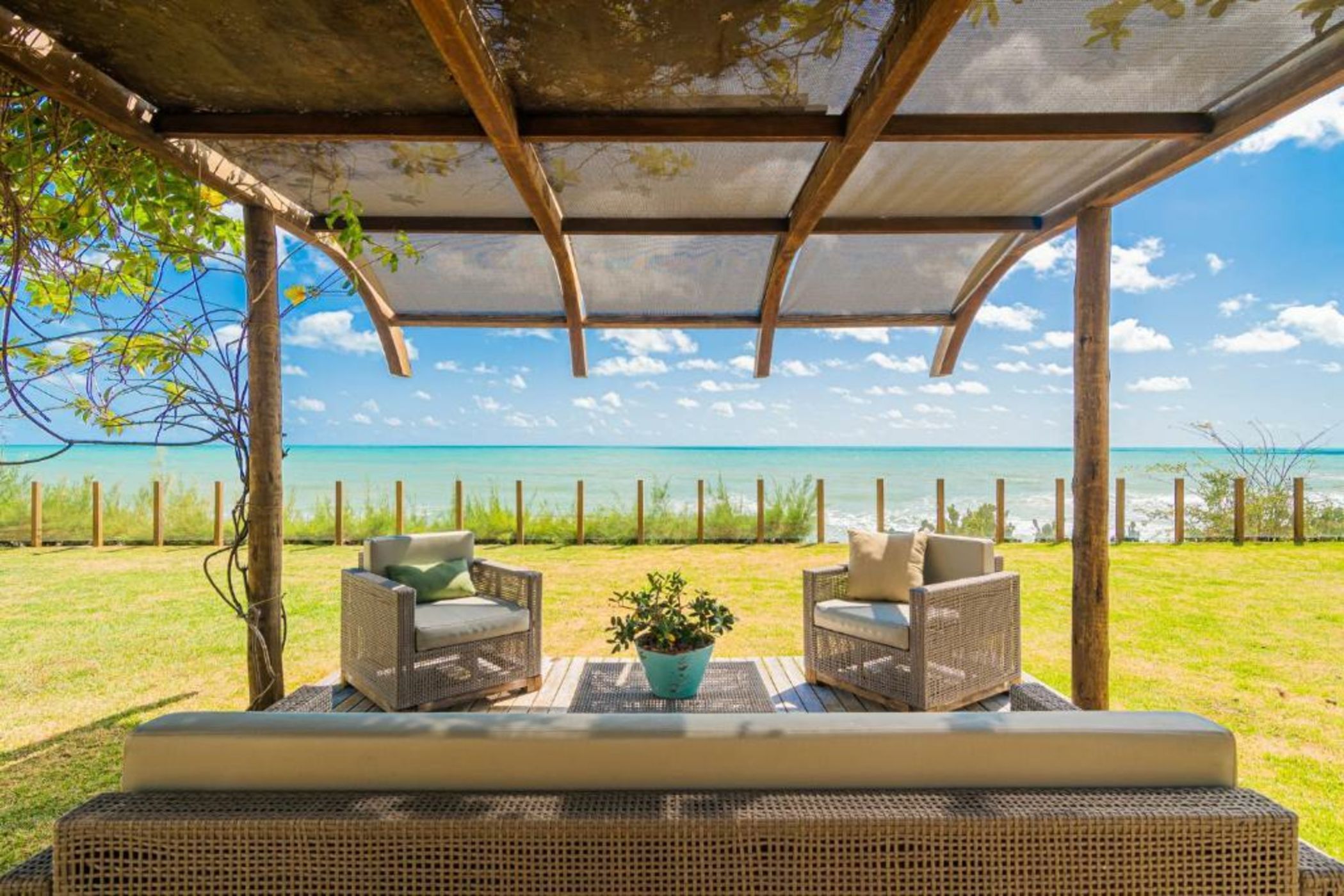 Carmel Charme Resort