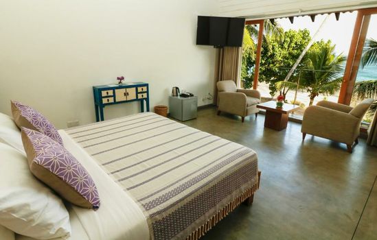 Ubuntu Beach Villas by Reveal