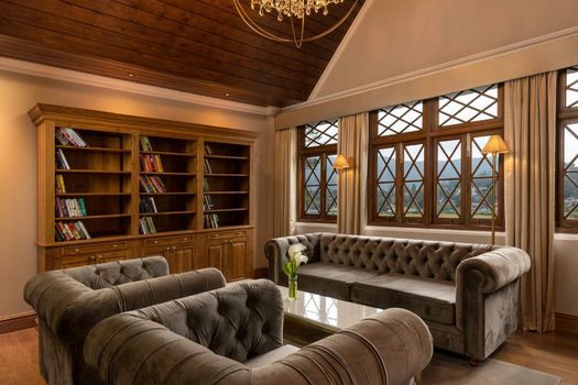The Bellwood Manor