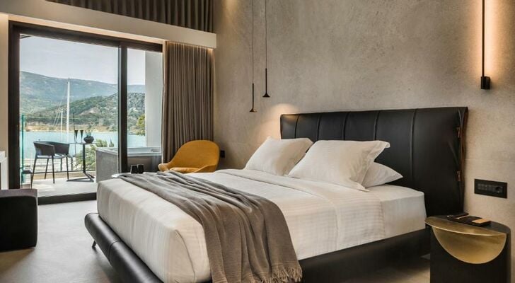 Canale Hotel & Suites