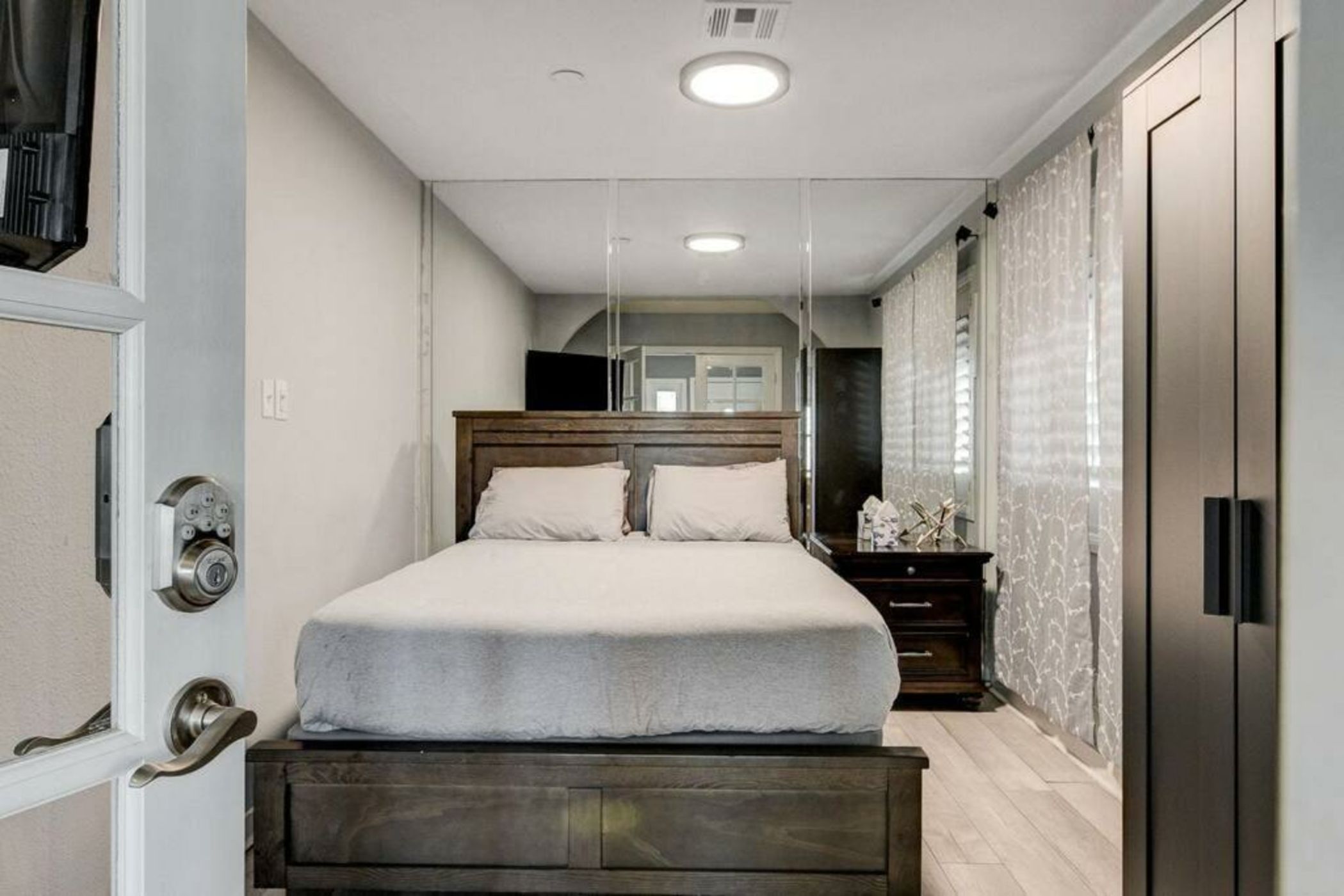 Resort-Style Paradise w 2 Pools