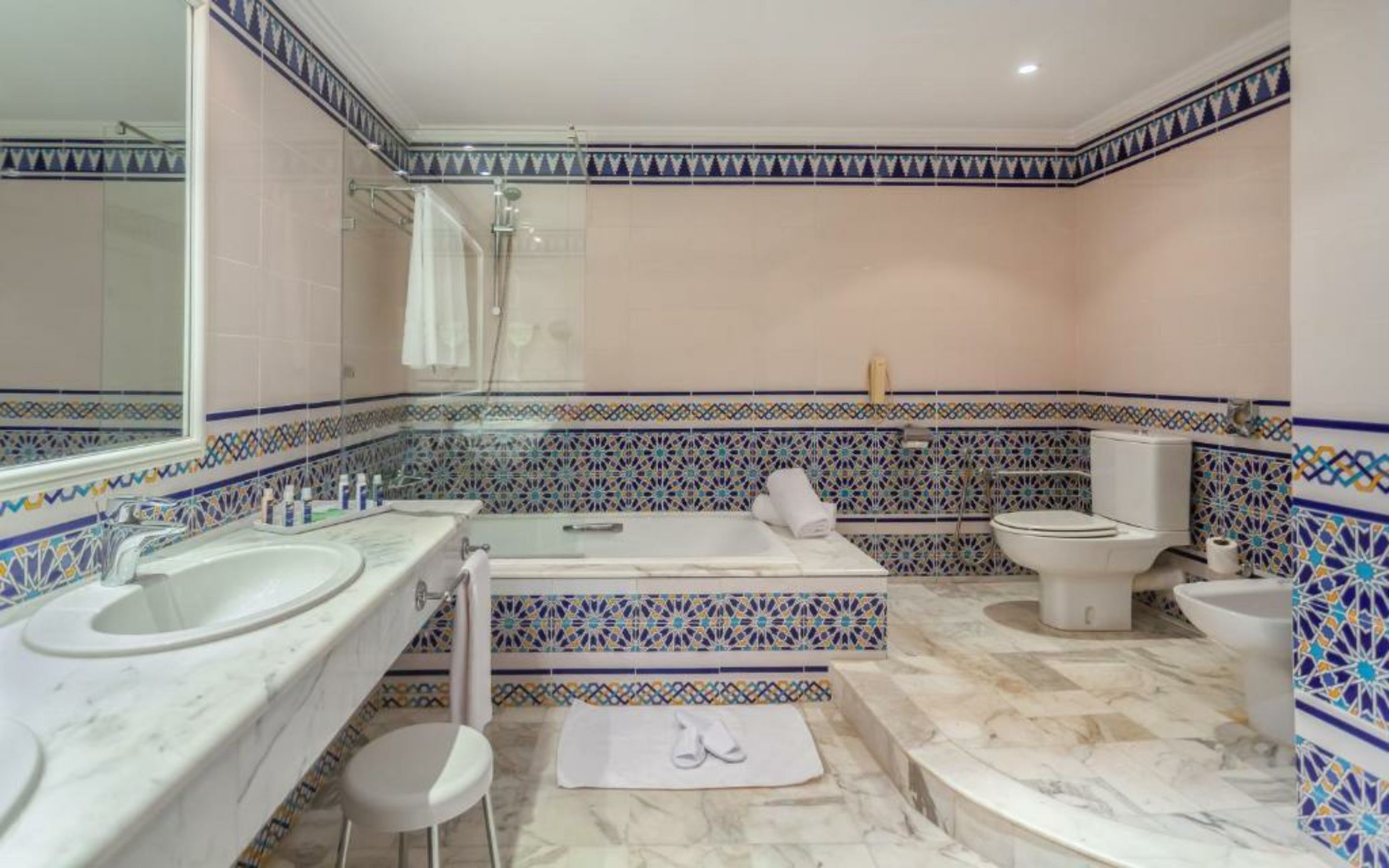 TUI Blue Oceana Suites 