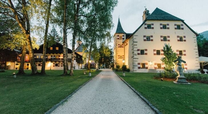 Schloss Prielau Hotel & Restaurant