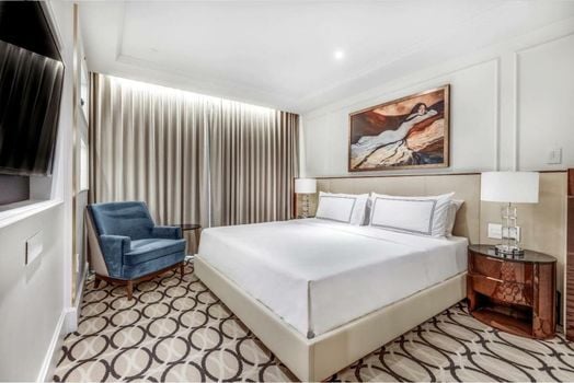 AZUR Legacy Collection Hotel