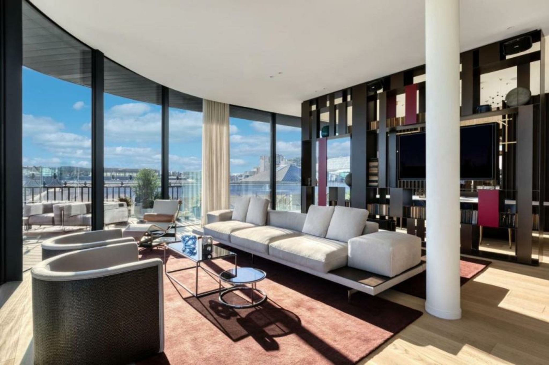 Dorothea Hotel, Budapest, Autograph Collection