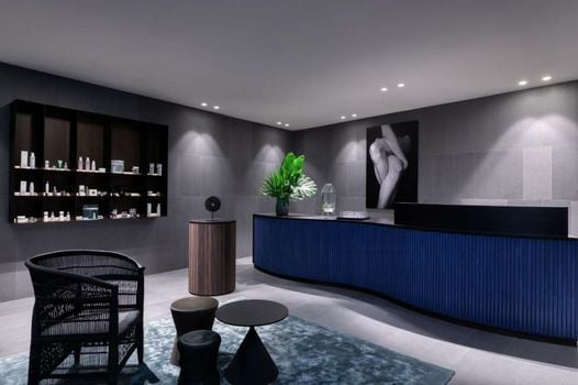 Dorothea Hotel, Budapest, Autograph Collection