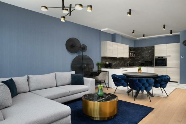 Emerald Downtown Luxury Suites by Continental Group