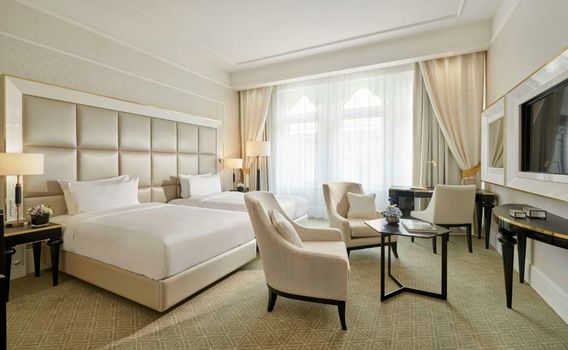 Párisi Udvar Hotel Budapest, part of Hyatt