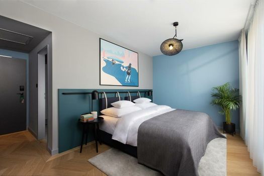 Alice Hotel