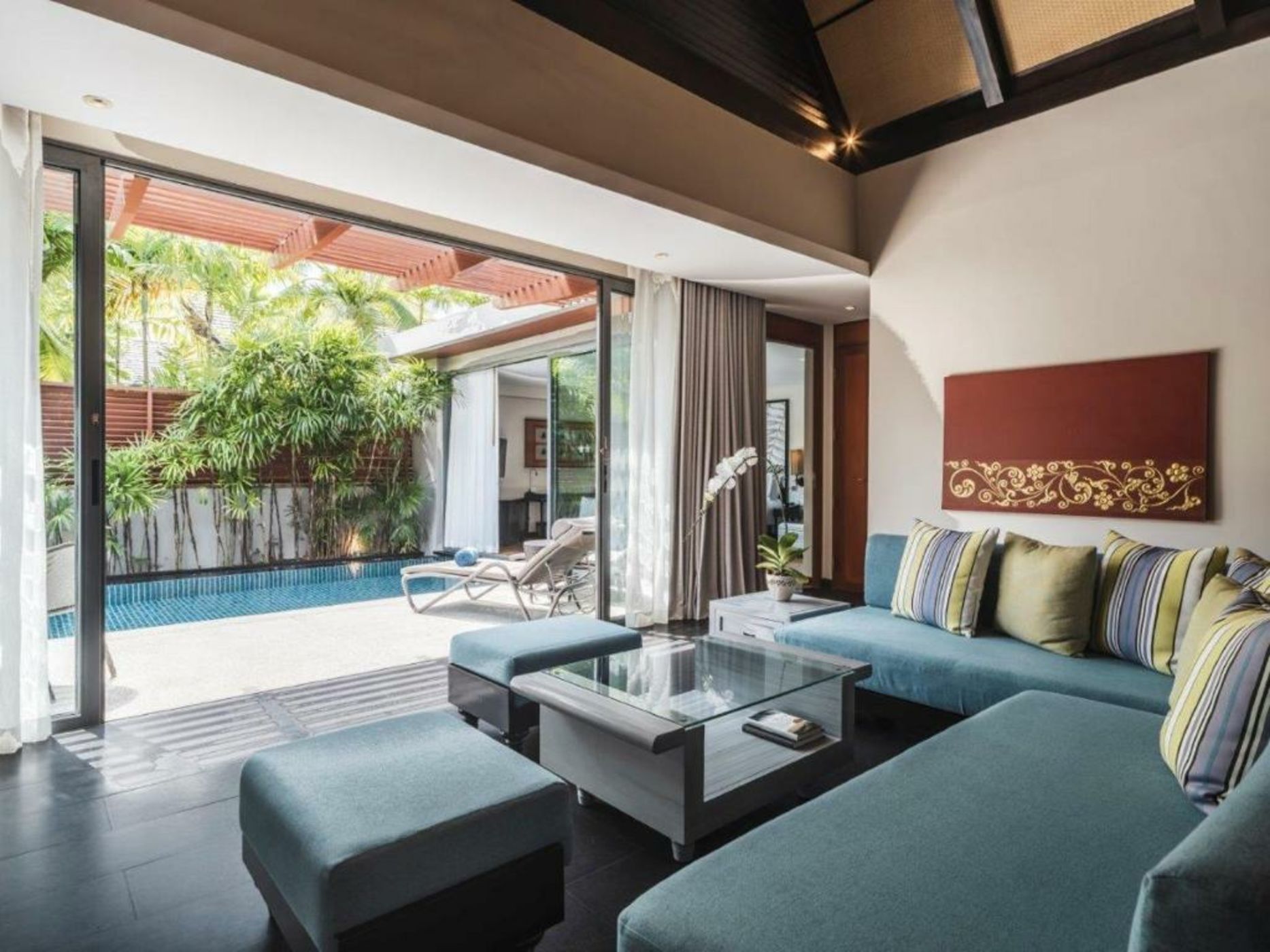 Avani Plus Mai Khao Phuket Suites