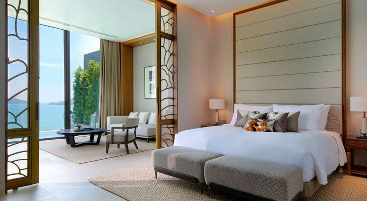 V Villas Phuket, MGallery