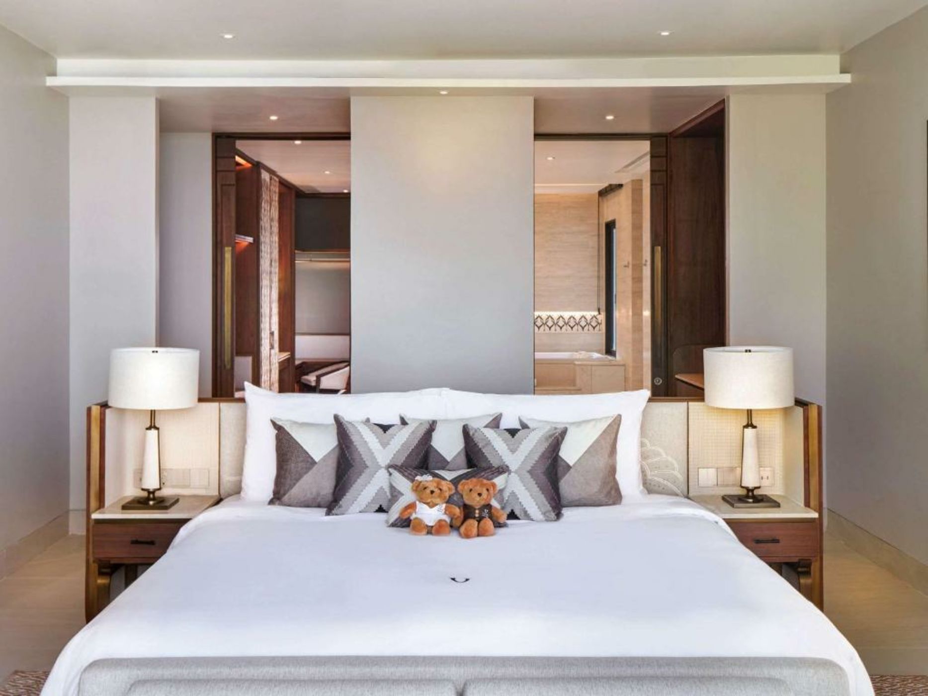 V Villas Phuket, MGallery