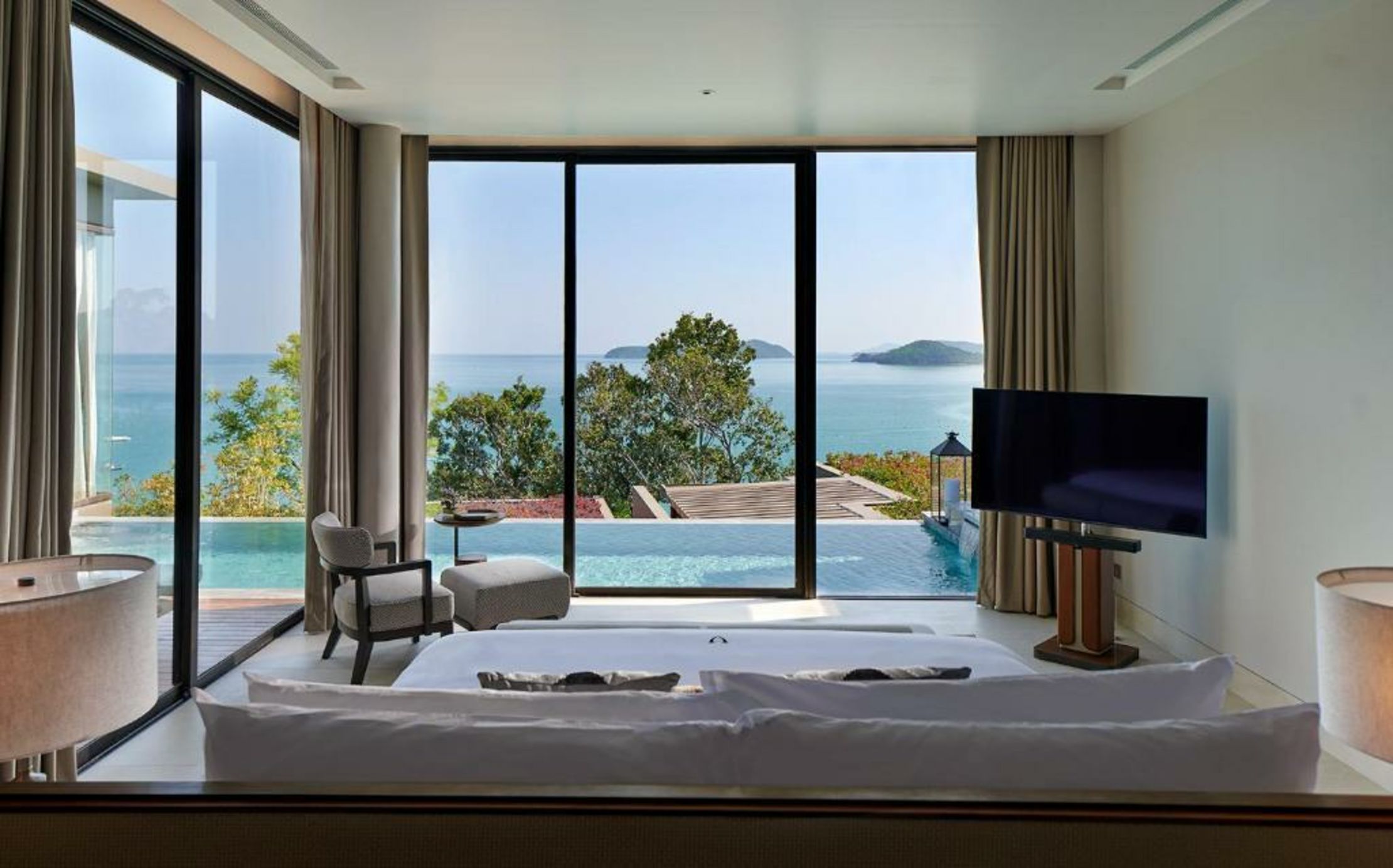 V Villas Phuket, MGallery