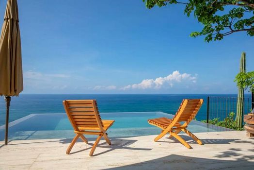 Gran Chicatana Spectacular Beach Front Villas