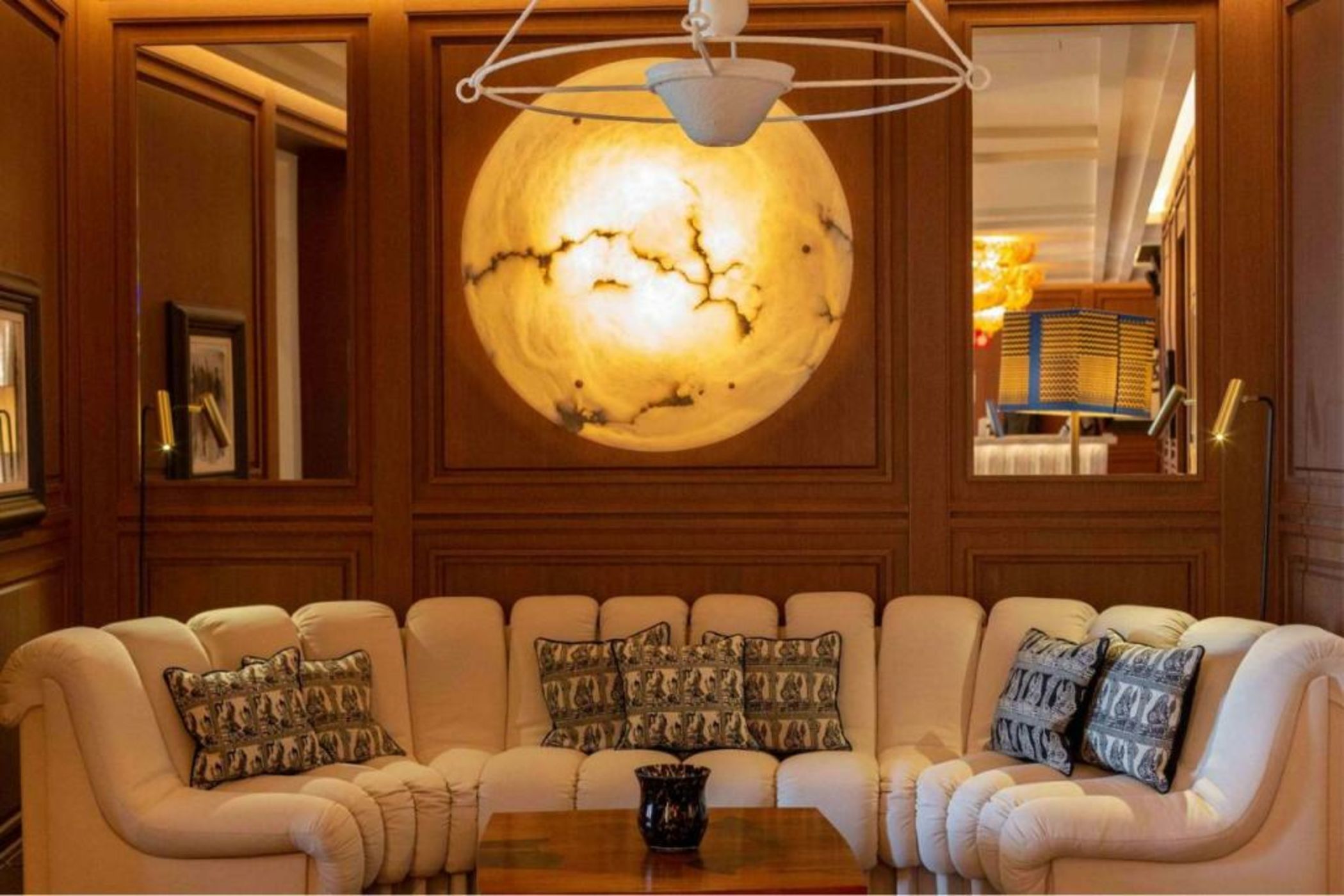 Hotel Montera Madrid, Curio Collection By Hilton