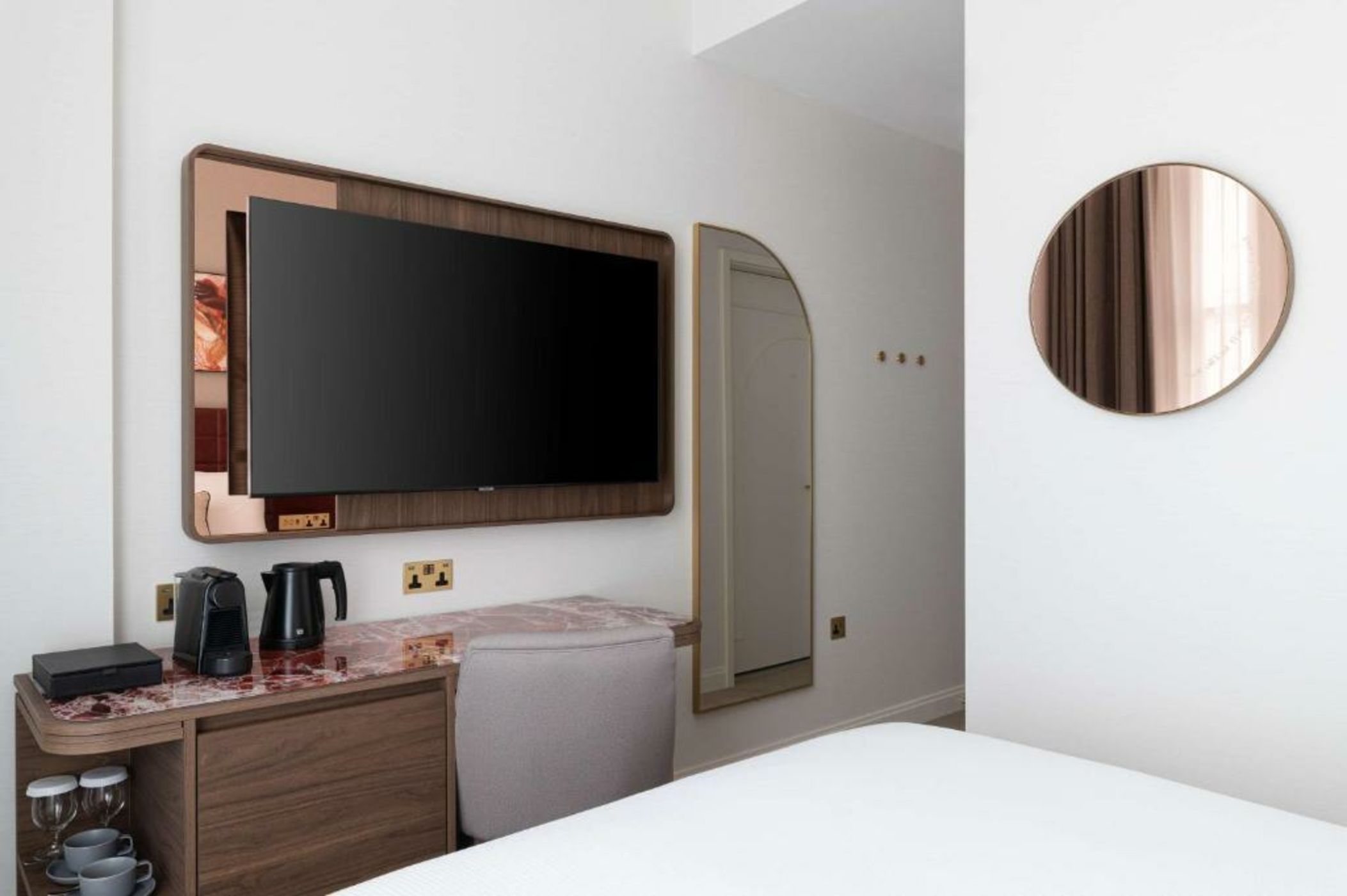 Lost Property St Pauls London, Curio Collection By Hilton