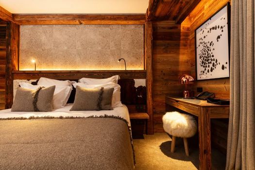 M Lodge & Spa