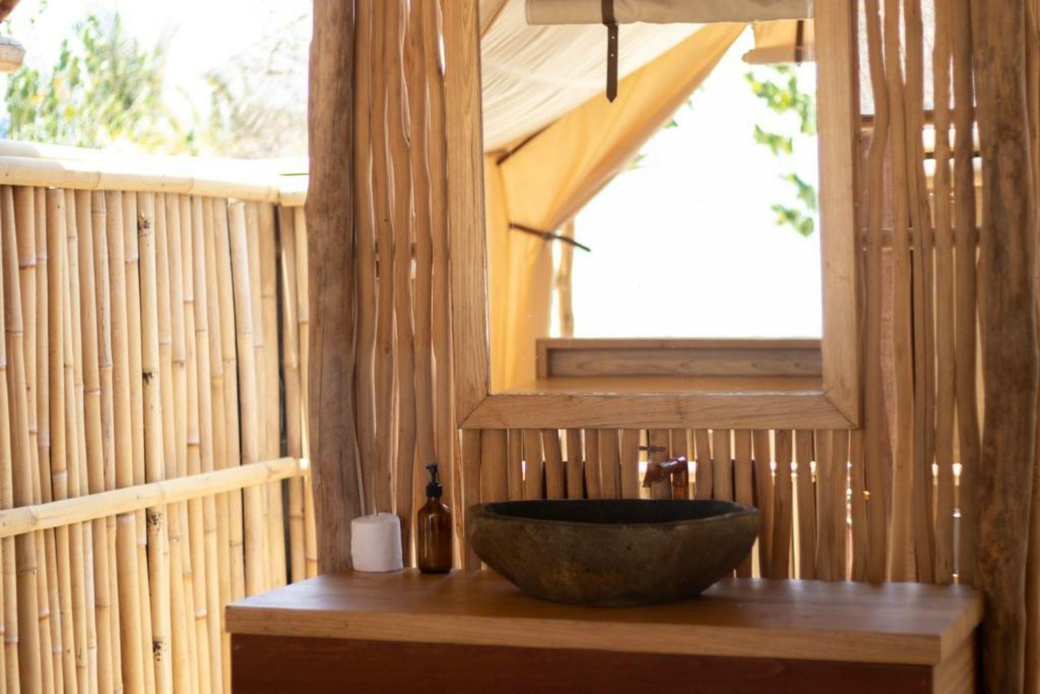 Le Pirate Island - Adults Only