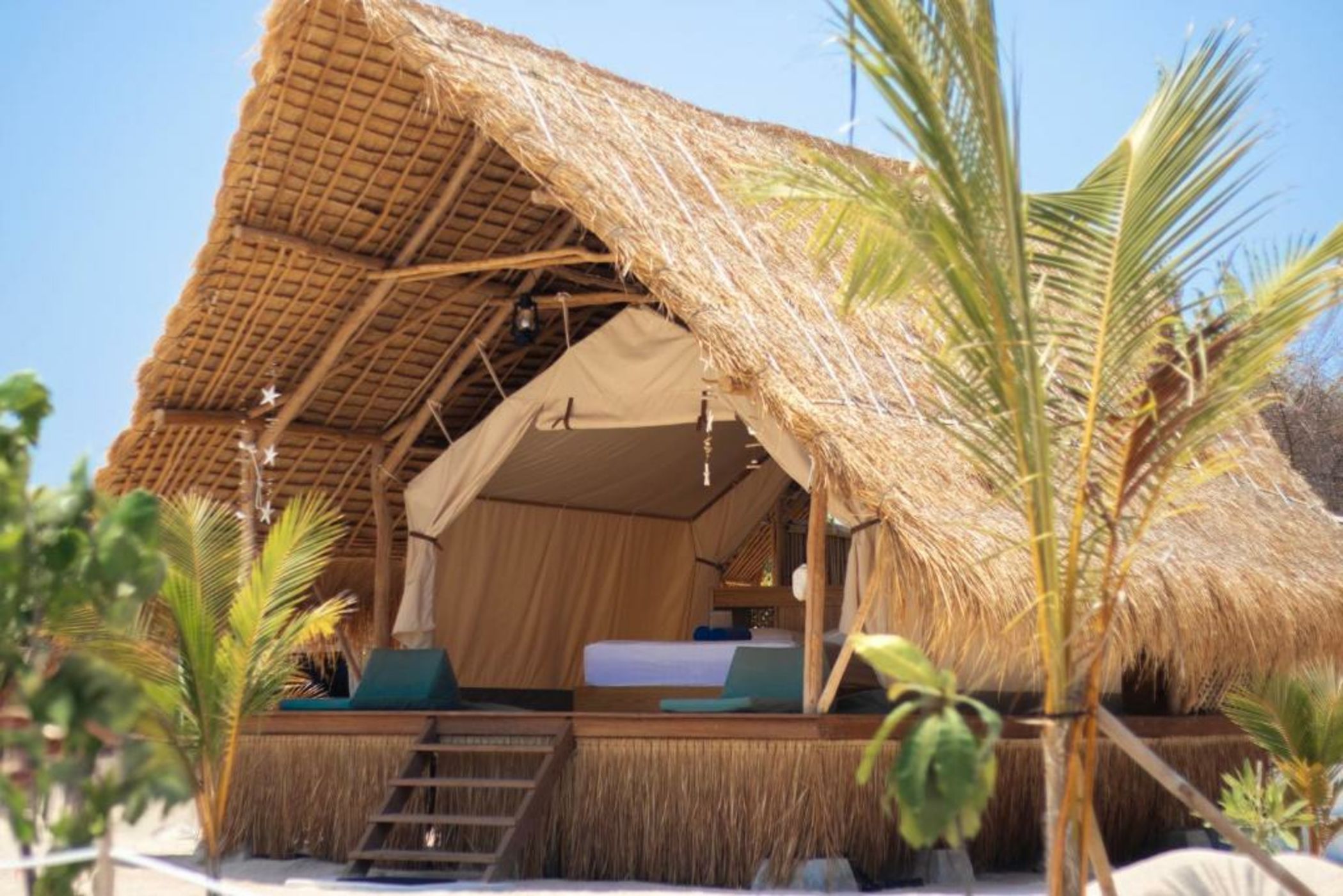 Le Pirate Island - Adults Only