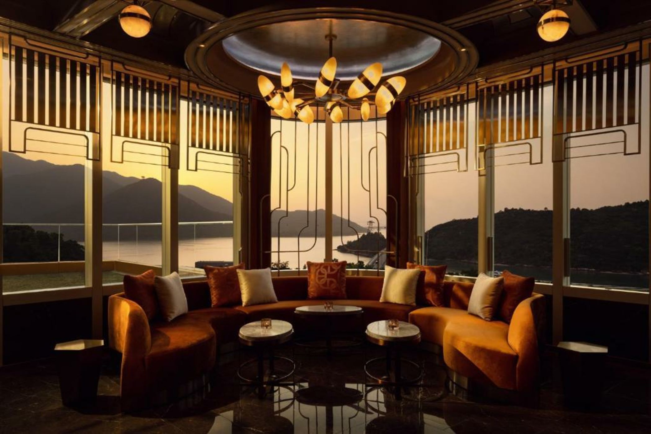 The Silveri Hong Kong - MGallery