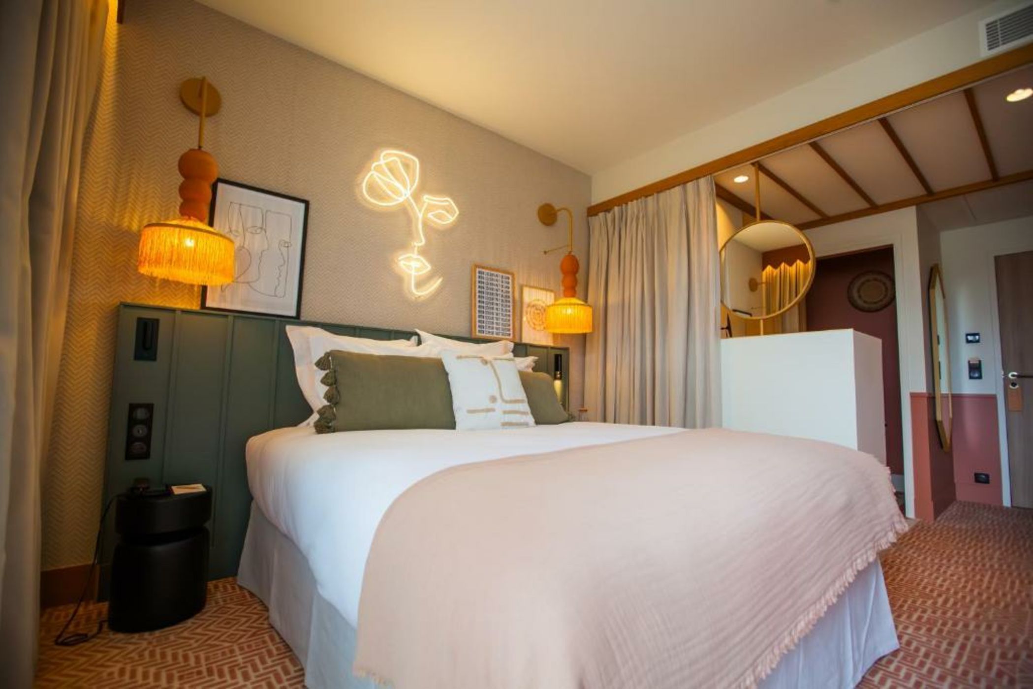 Bloom House Hôtel & SPA