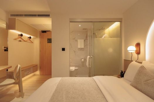 CORRIDOR 2407