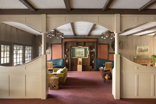 The Virginian Lodge