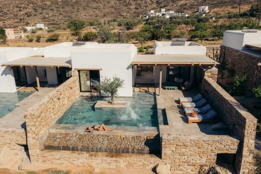 Hide Out Villas