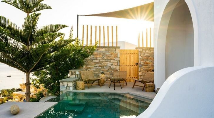 Ios Seaside house with sunset view and small pool