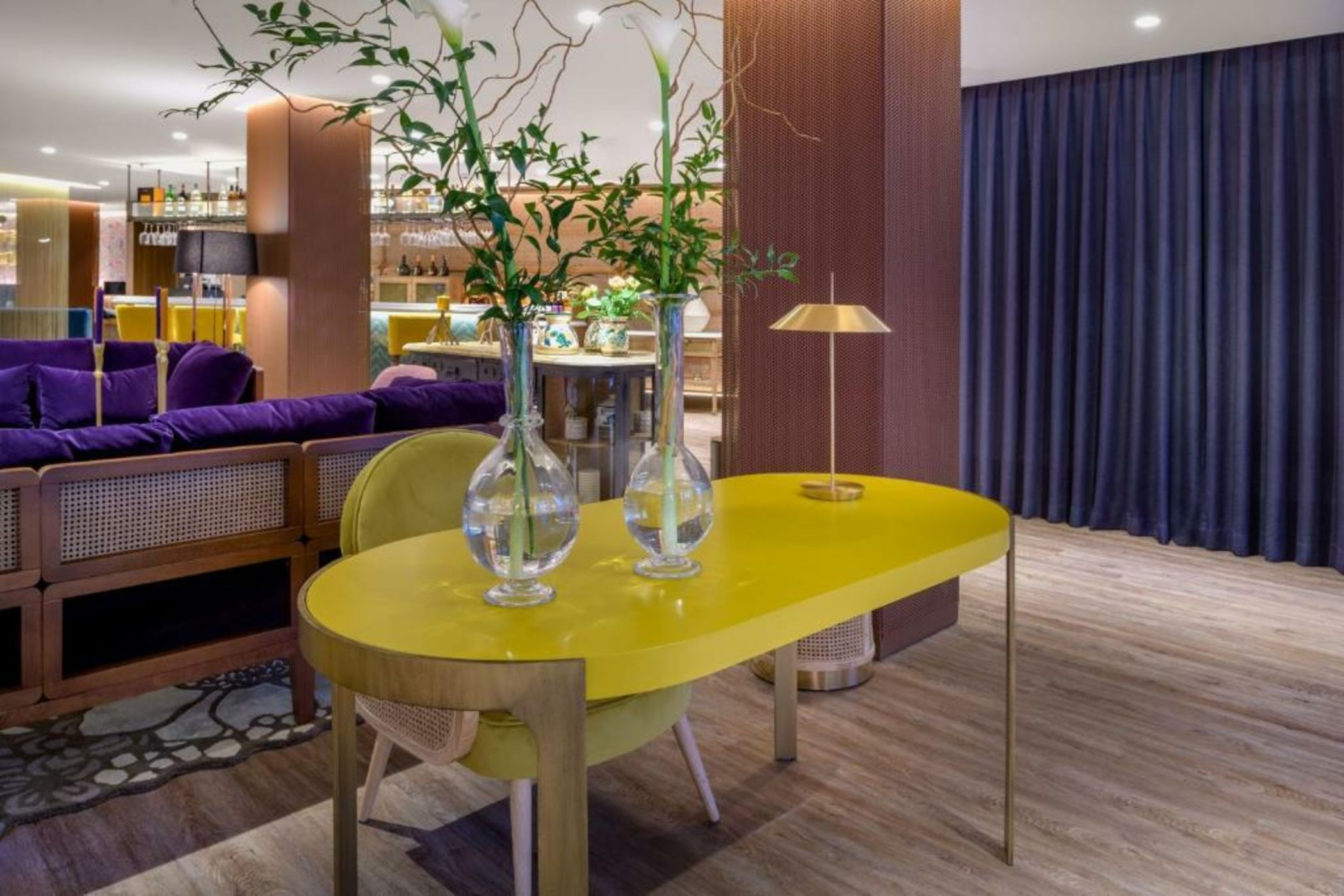 Querencia de Sevilla, Autograph Collection