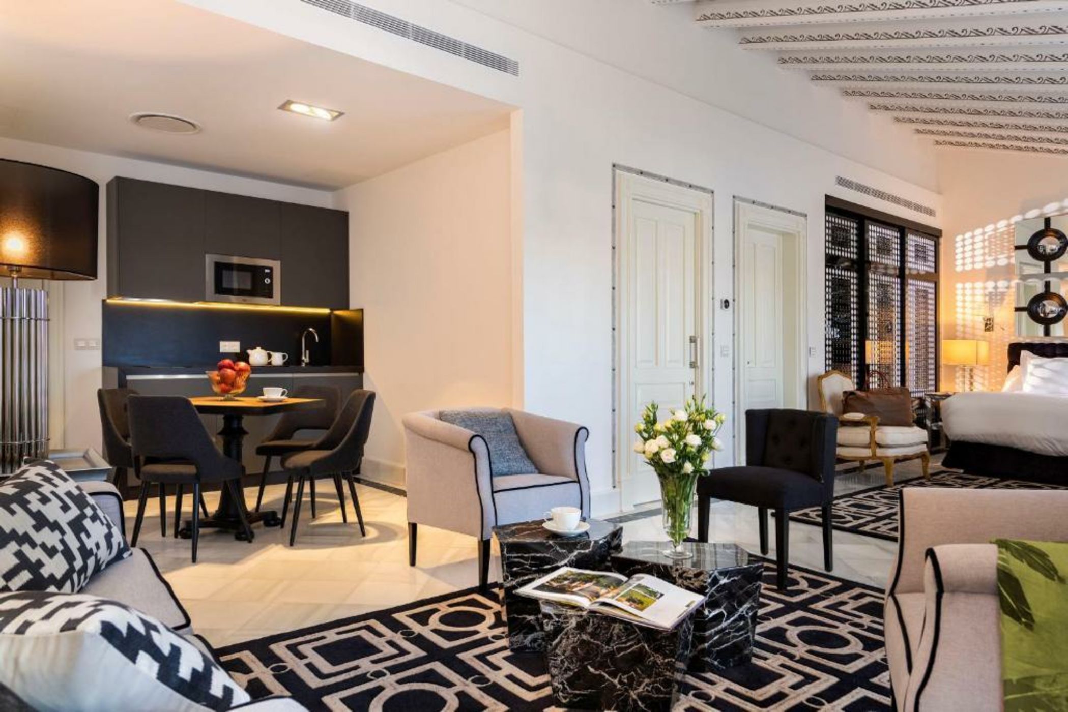 Casa de Triana Luxury Suites by Casa del Poeta