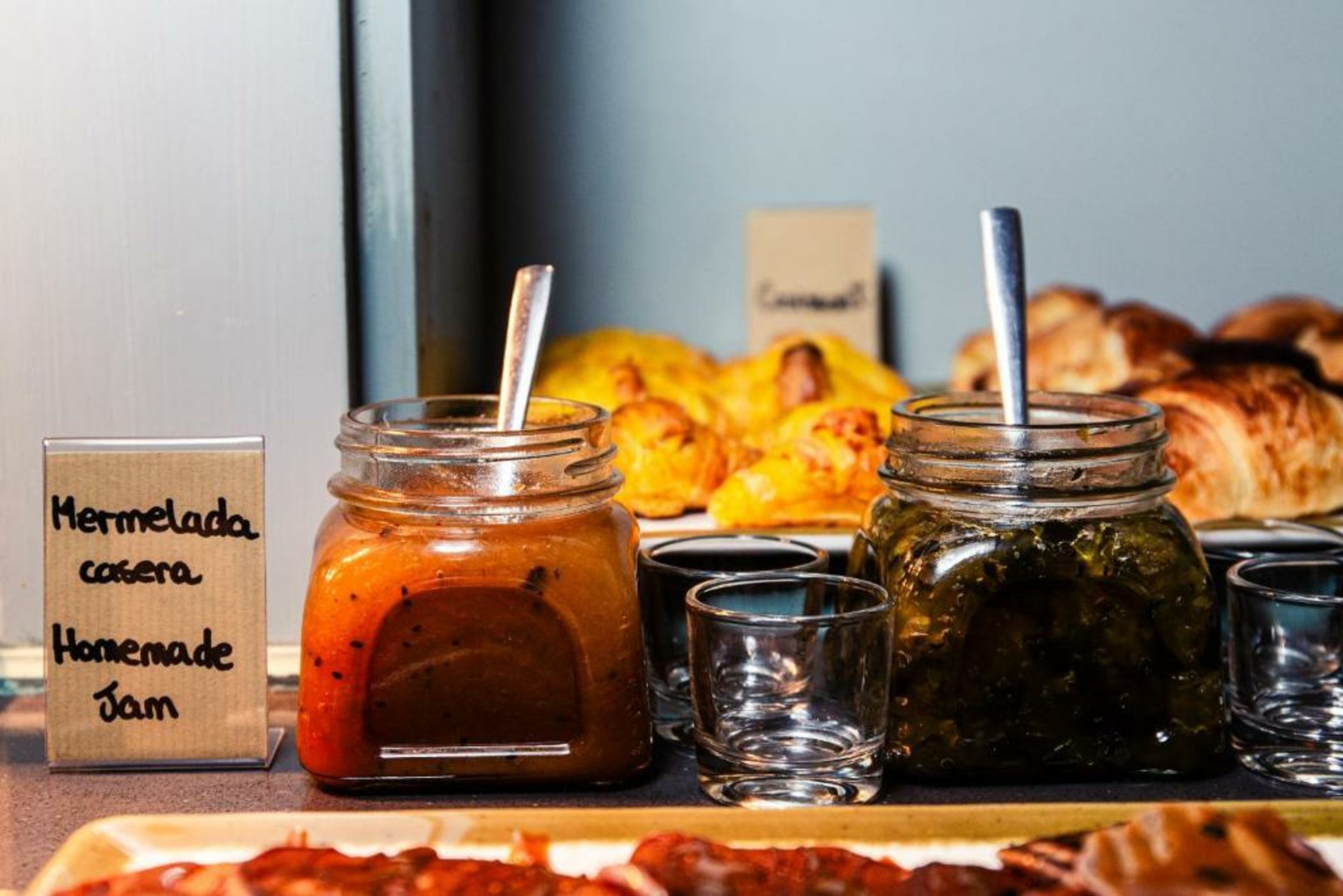 Casa Alhaja by Shiadu