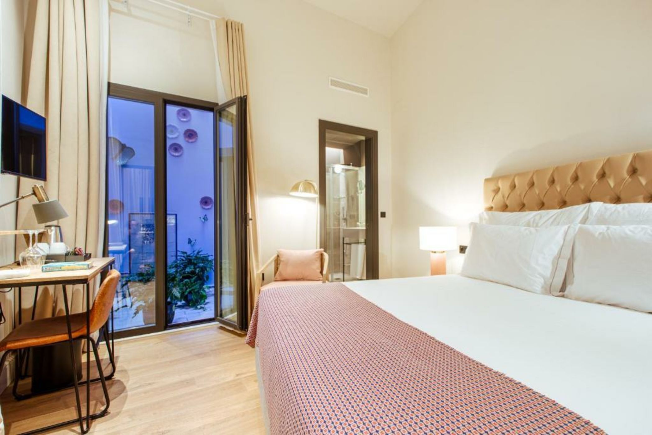 Casa Alhaja by Shiadu