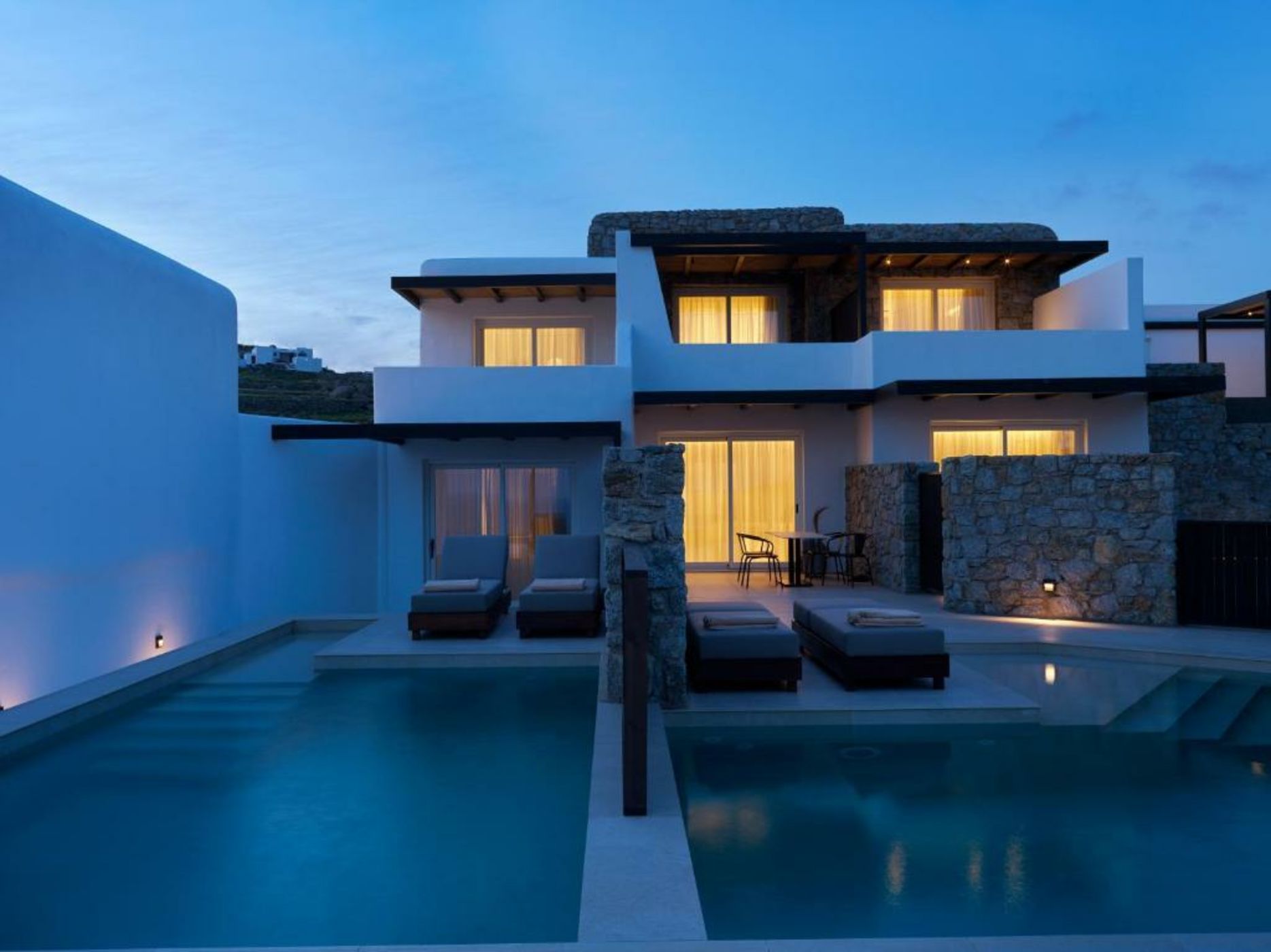 Ezio Bo Luxury Living