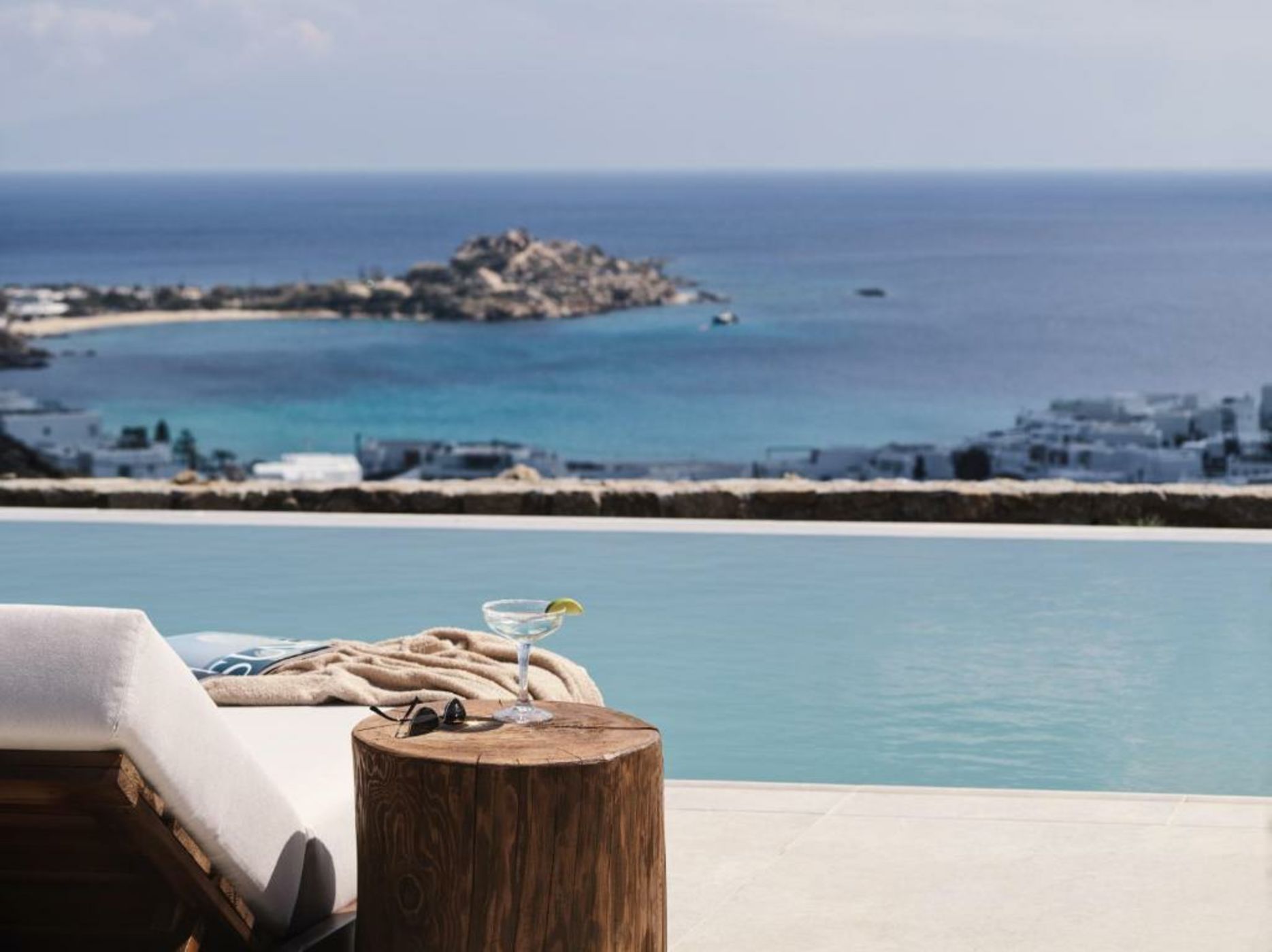 Ezio Bo Luxury Living