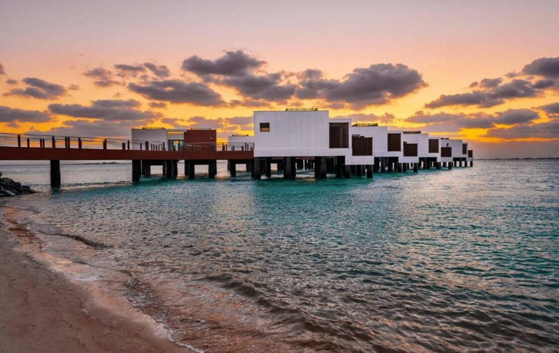 Bab Al Nojoum Hudayriyat Villas, Abu Dabi, Emiratos Árabes Unidos