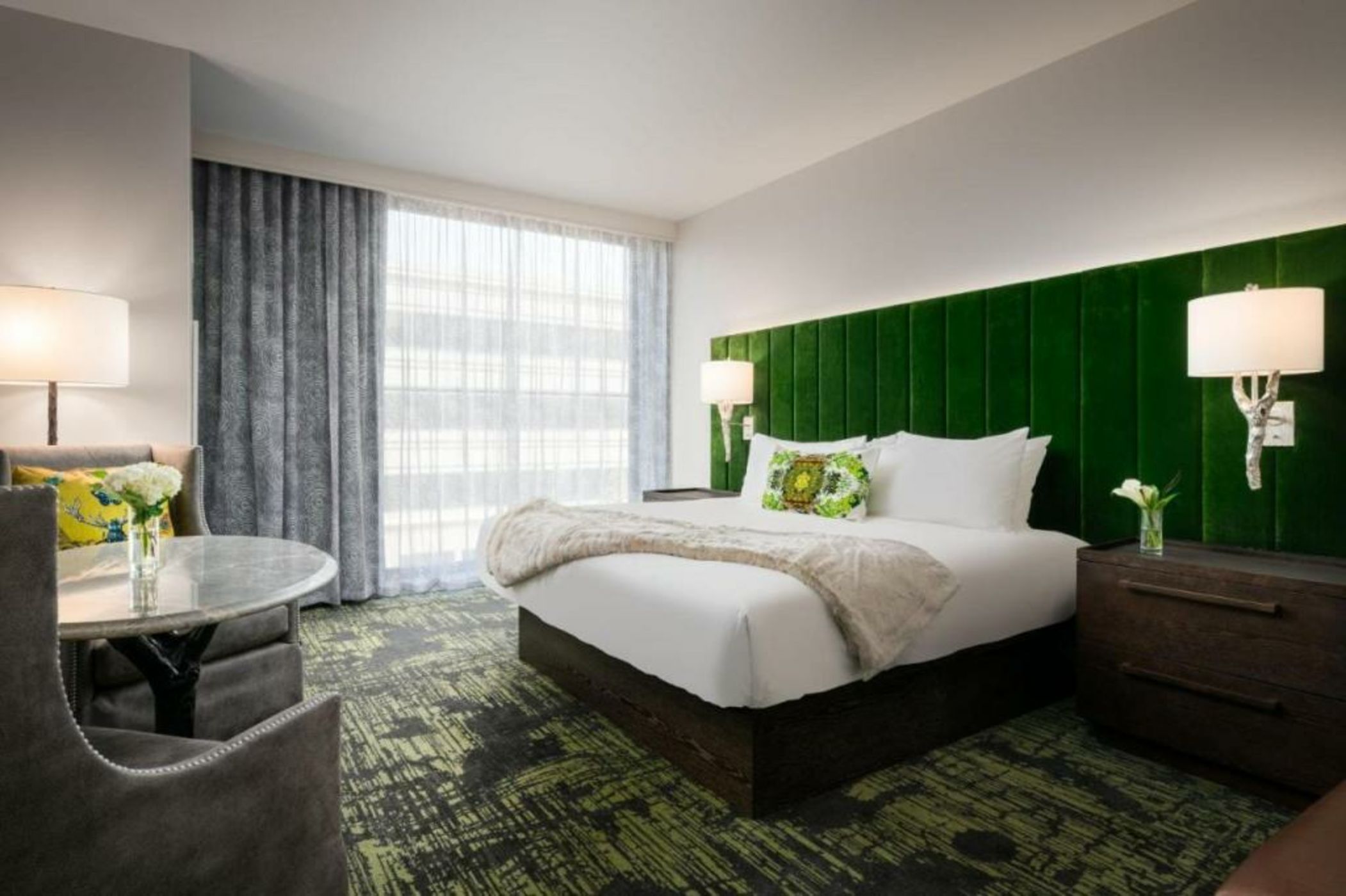 Grand Bohemian Lodge Greenville, Autograph Collection