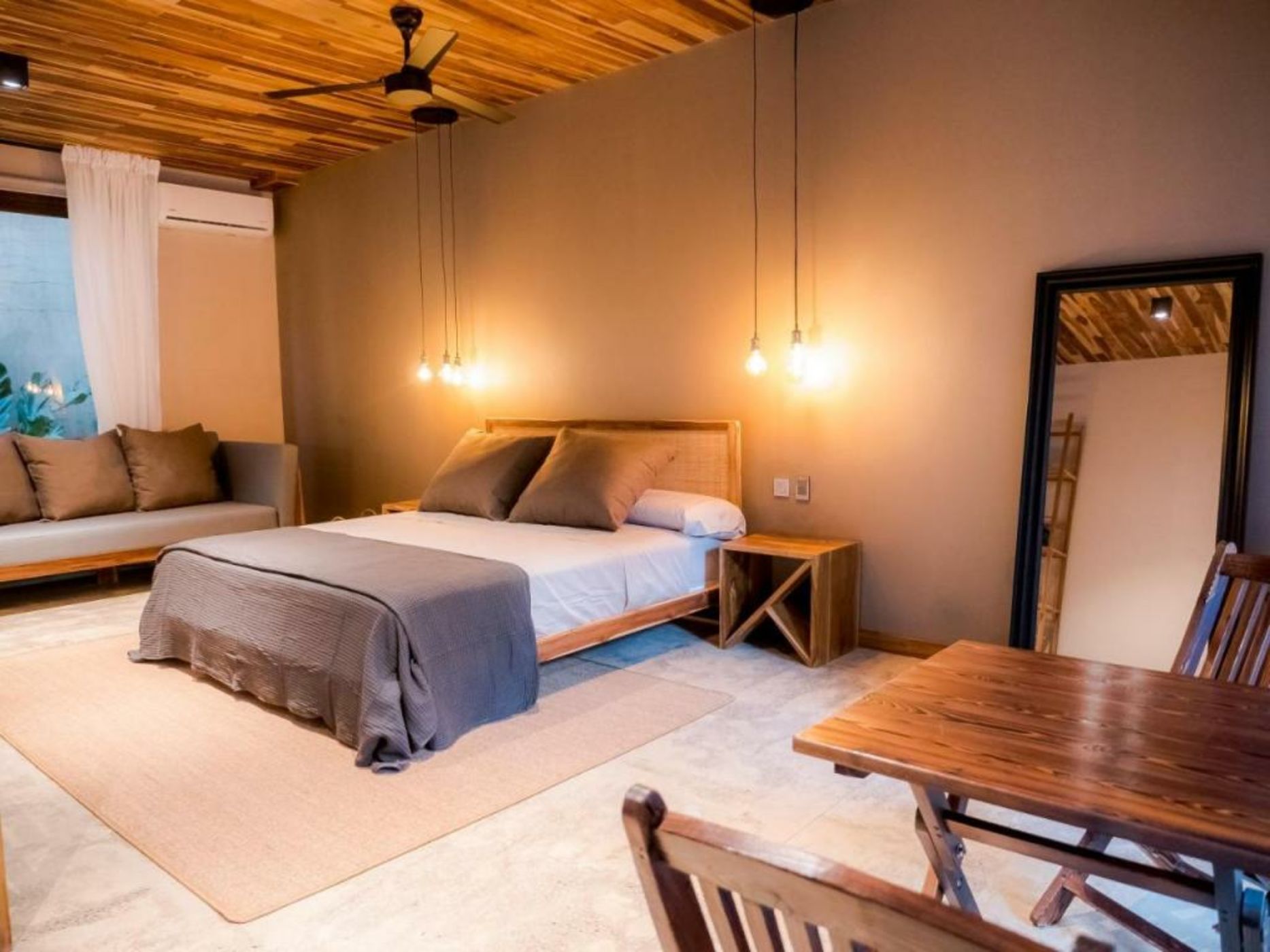 ARjAU Boutique Hotel - Adults Only