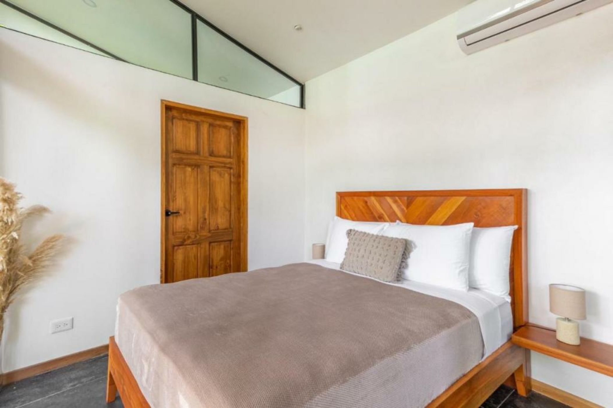 NAIA OCEANVIEW STUDIO