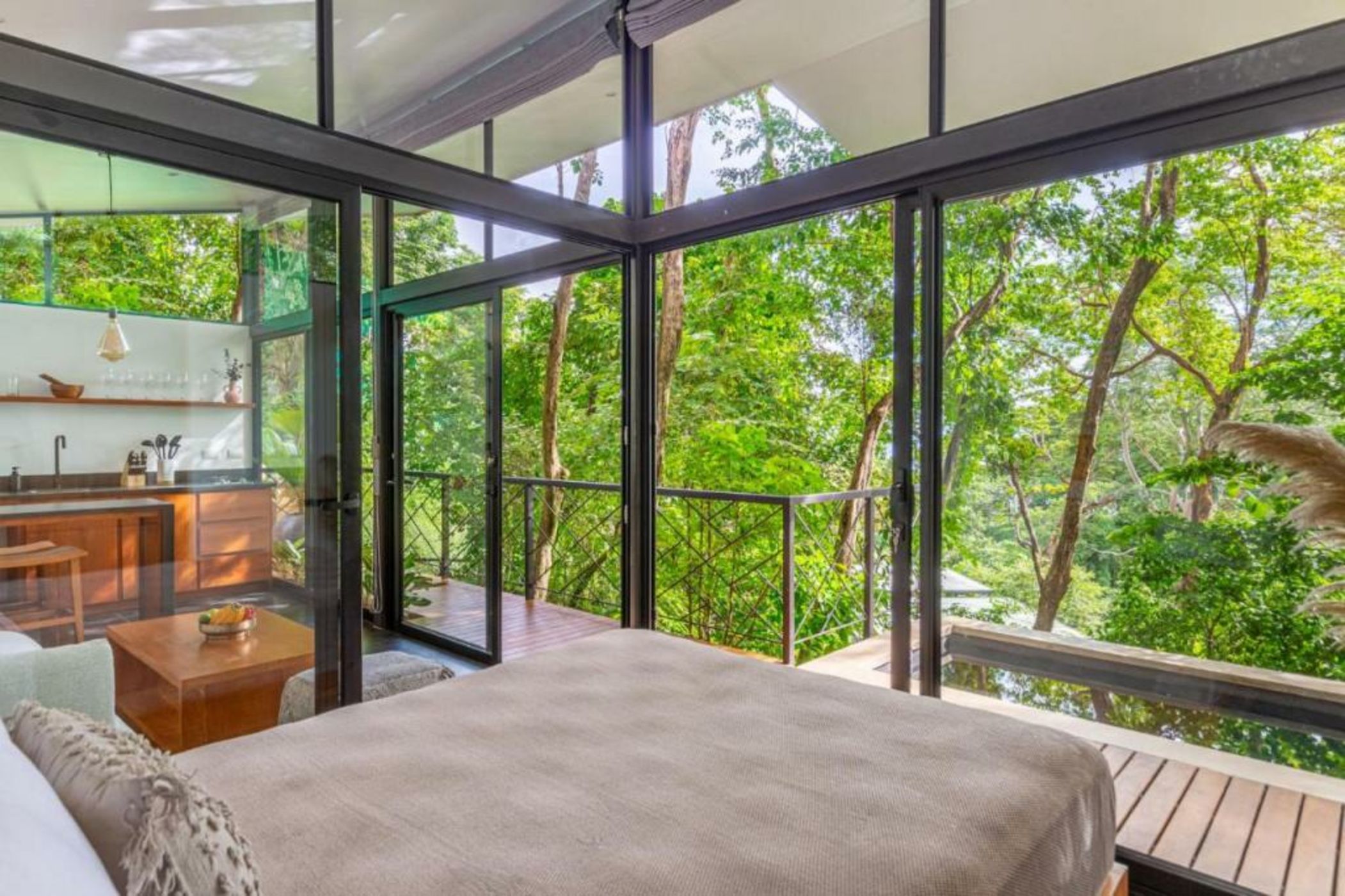 NAIA OCEANVIEW STUDIO