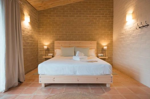 ECOTurisme Can Buch HOTEL