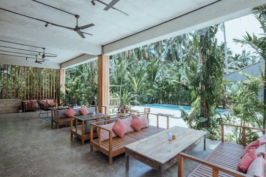 Surfing Temple Hotel Boutique