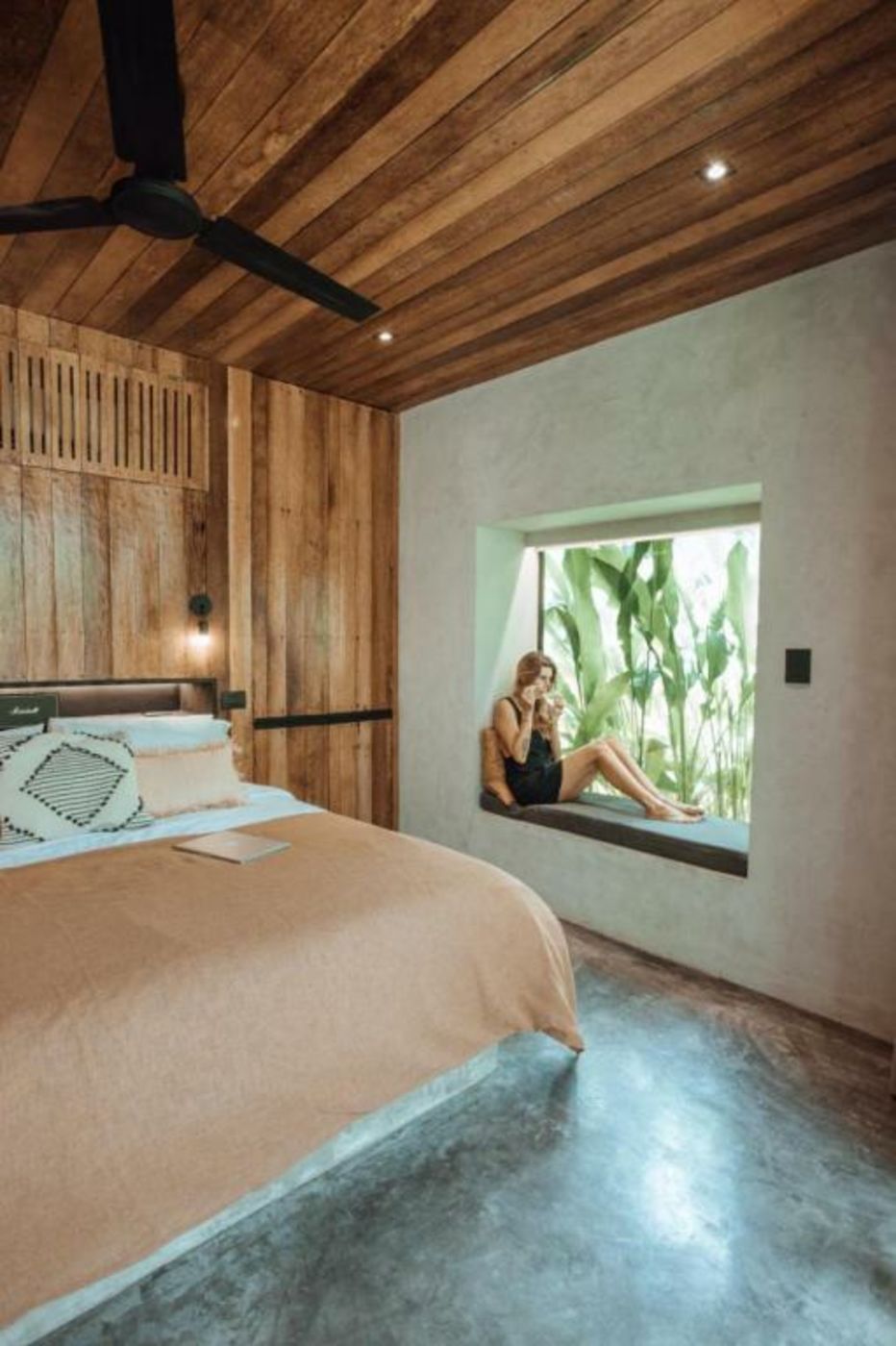 Surfing Temple Hotel Boutique