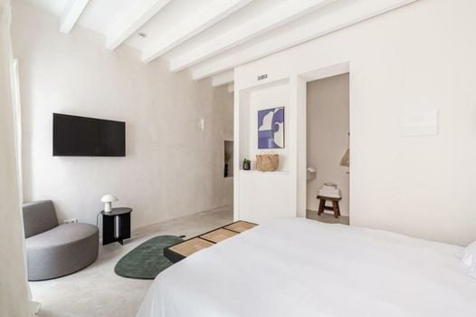 Meem Townhouse