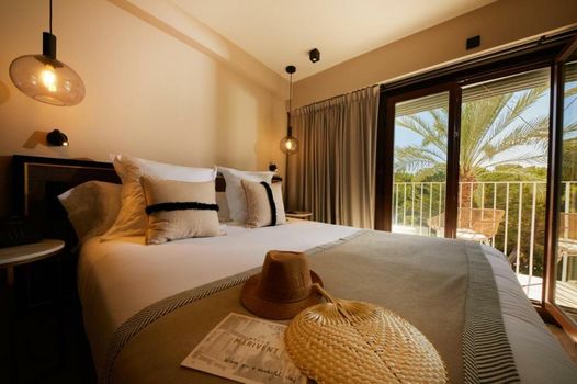 Belle Marivent Mediterranean Petit Hotel