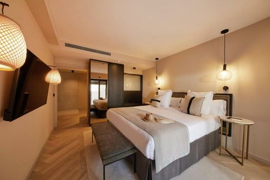 Belle Marivent Mediterranean Petit Hotel