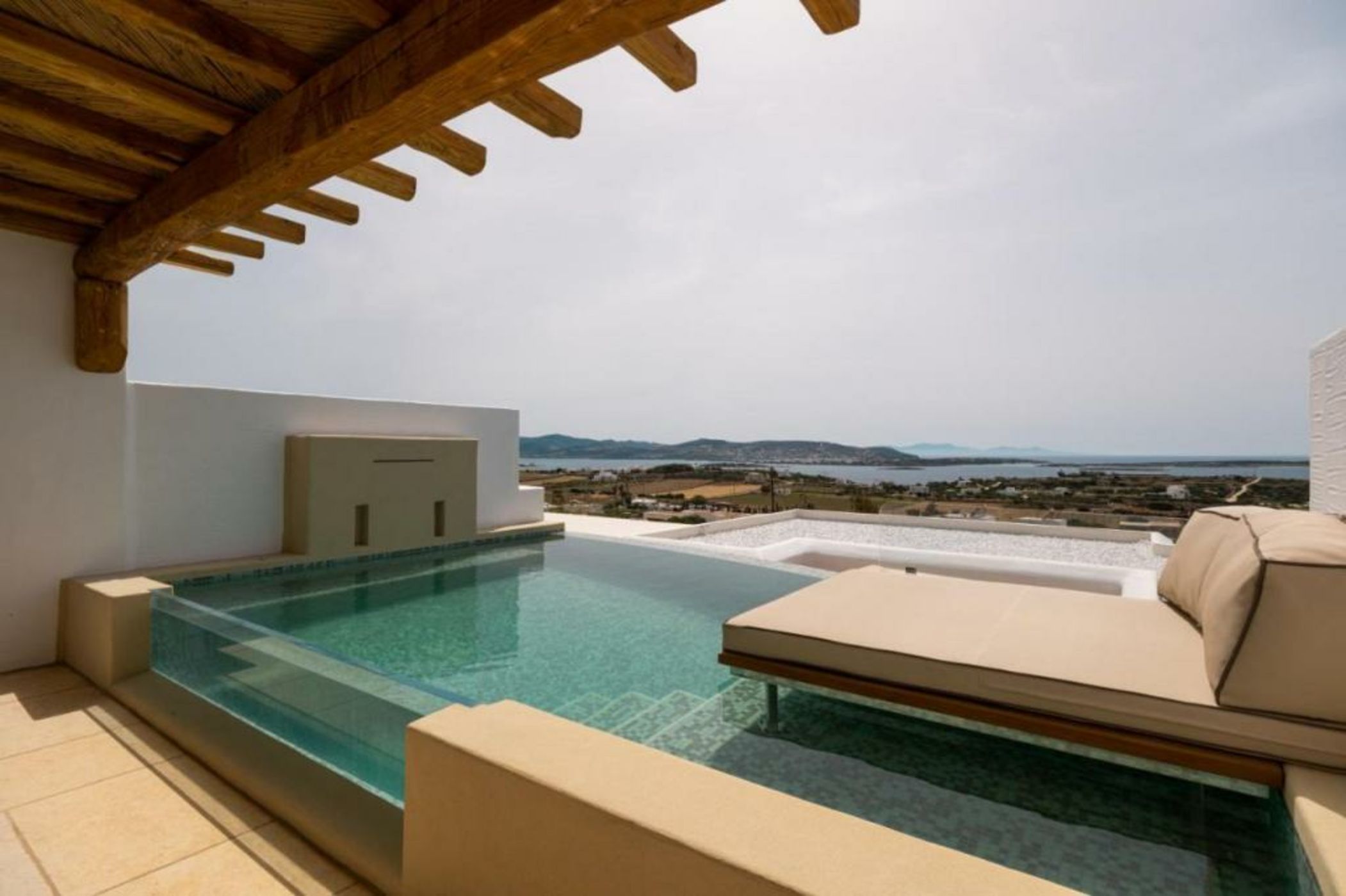 Utopia Suites by Anna Platanou