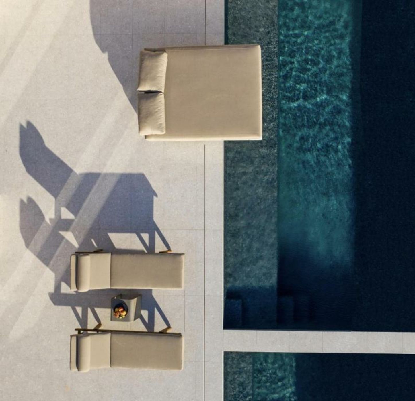 Santorini Sky, Luxury Resort