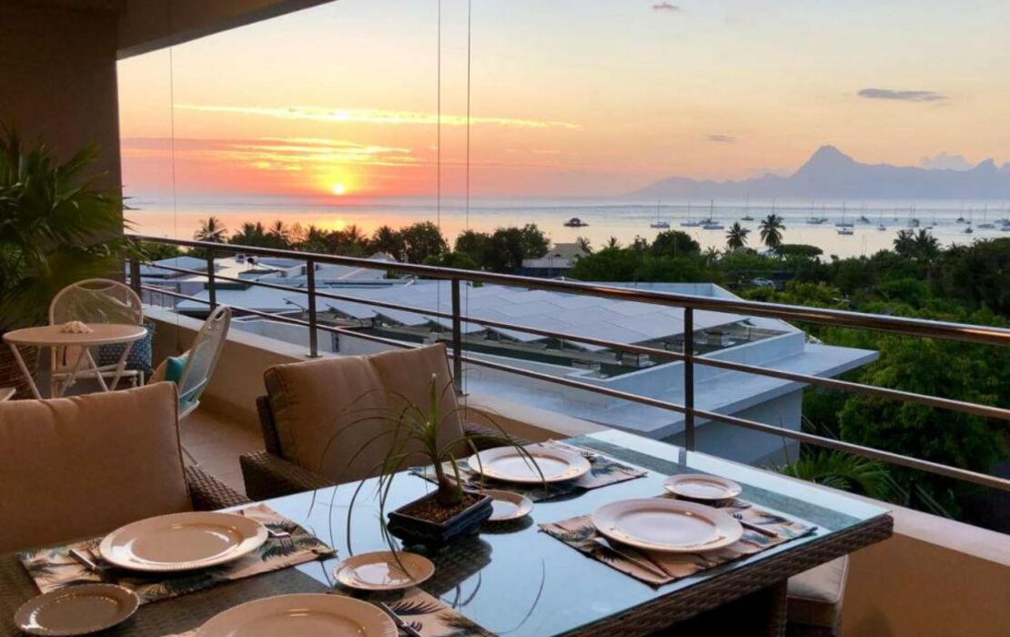 Manuia luxury apartment - Tahiti Punaauia -Wi-Fi Netflix pool & gym, a ... - Eco Friendly Penthouse Apartments In Tahiti
